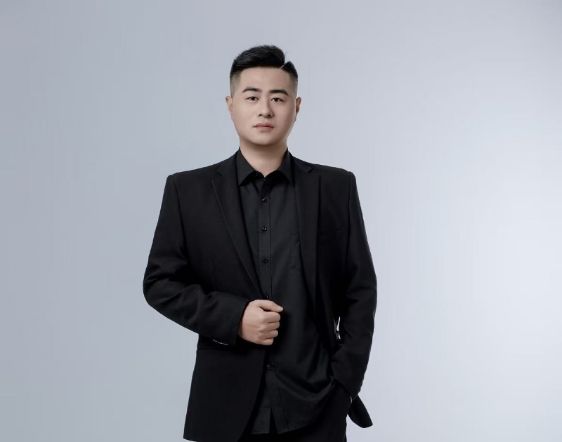 荣泽的第一张照片--临沂相亲服务中心