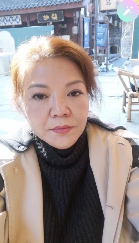 宛霞的第二张照片--临沂相亲服务中心