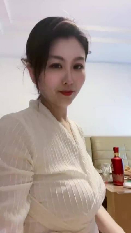 钕钕的第一张照片--临沂相亲服务中心