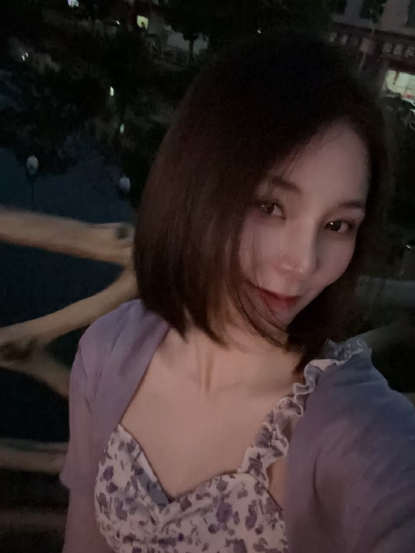 小小的第三张照片--临沂相亲服务中心