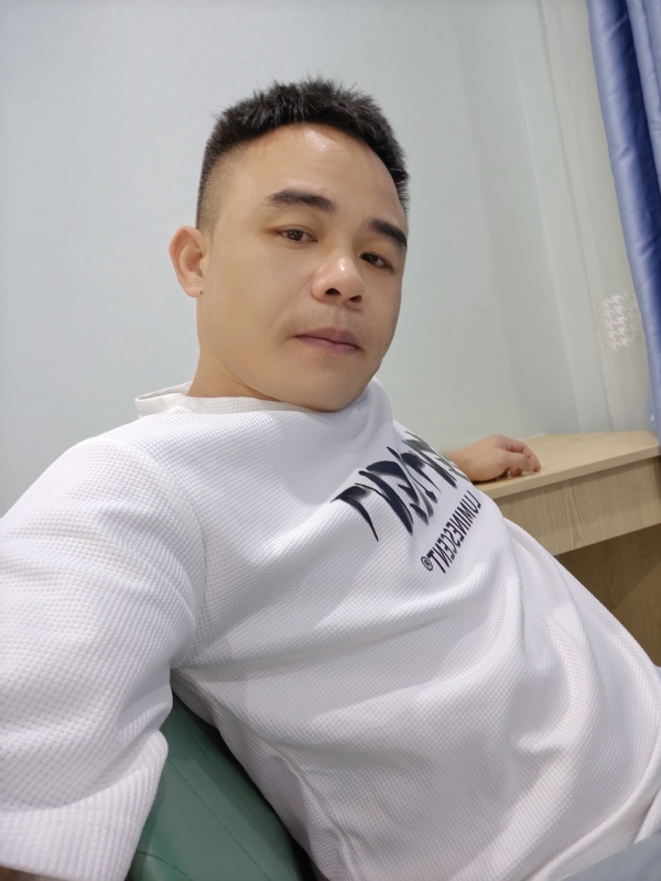 下一站的我的第二张照片--临沂相亲服务中心