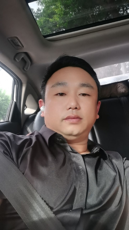 老烽的第一张照片--临沂相亲服务中心