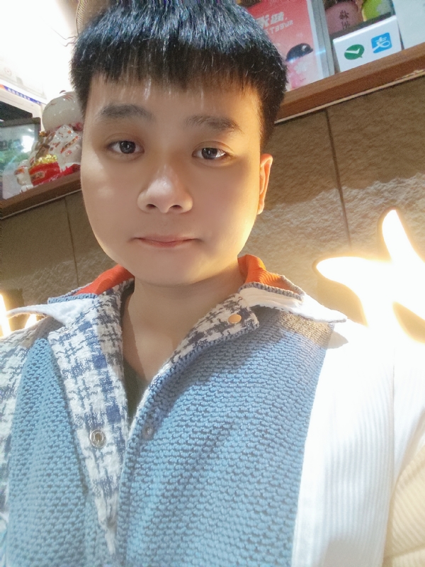 侯侯的第一张照片--临沂相亲服务中心