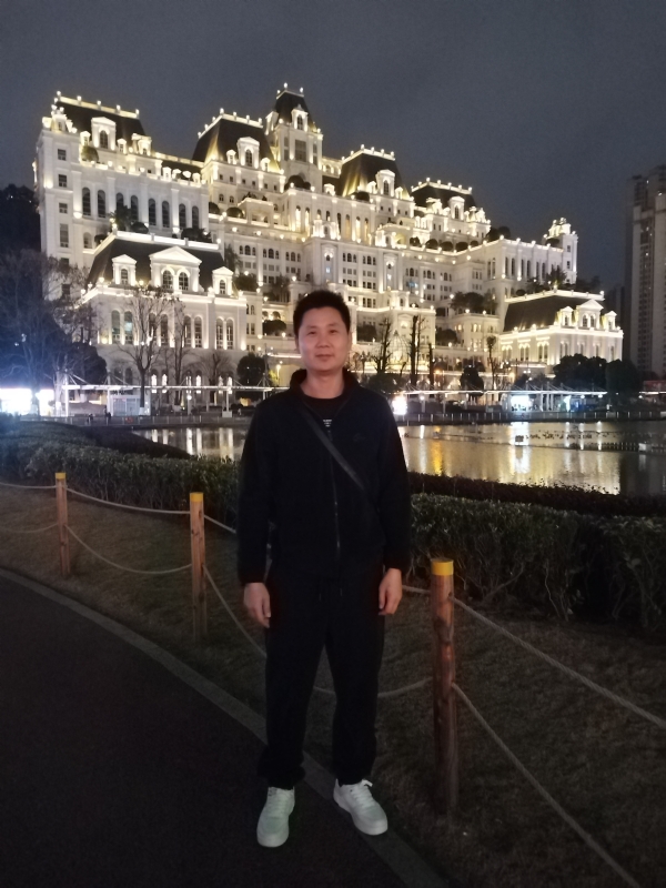 另一半的她的第三张照片--临沂相亲服务中心