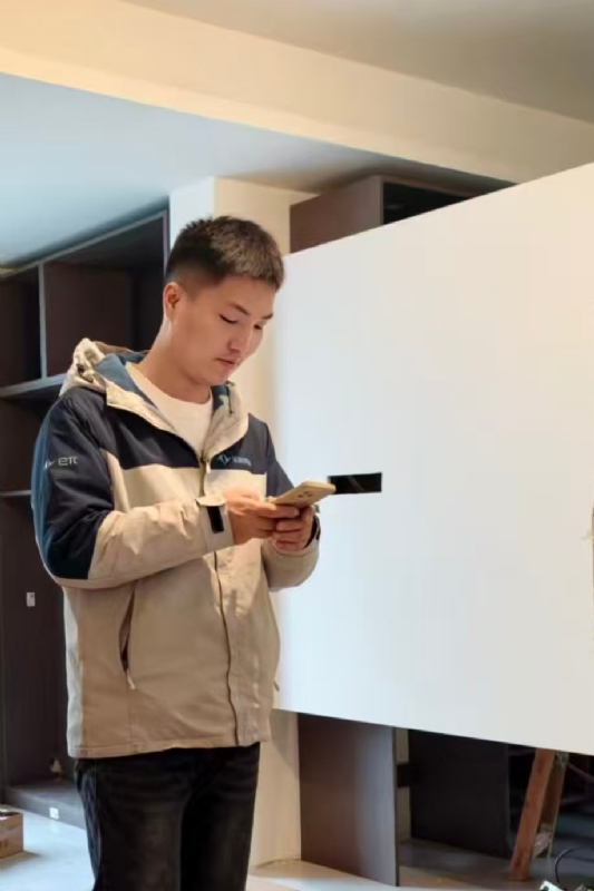 熊展的第一张照片--临沂相亲服务中心