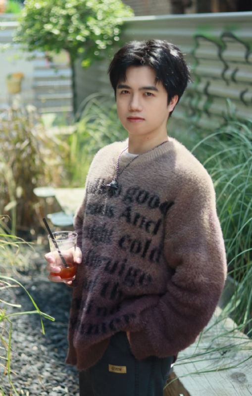 檐下雨的第一张照片--临沂相亲服务中心