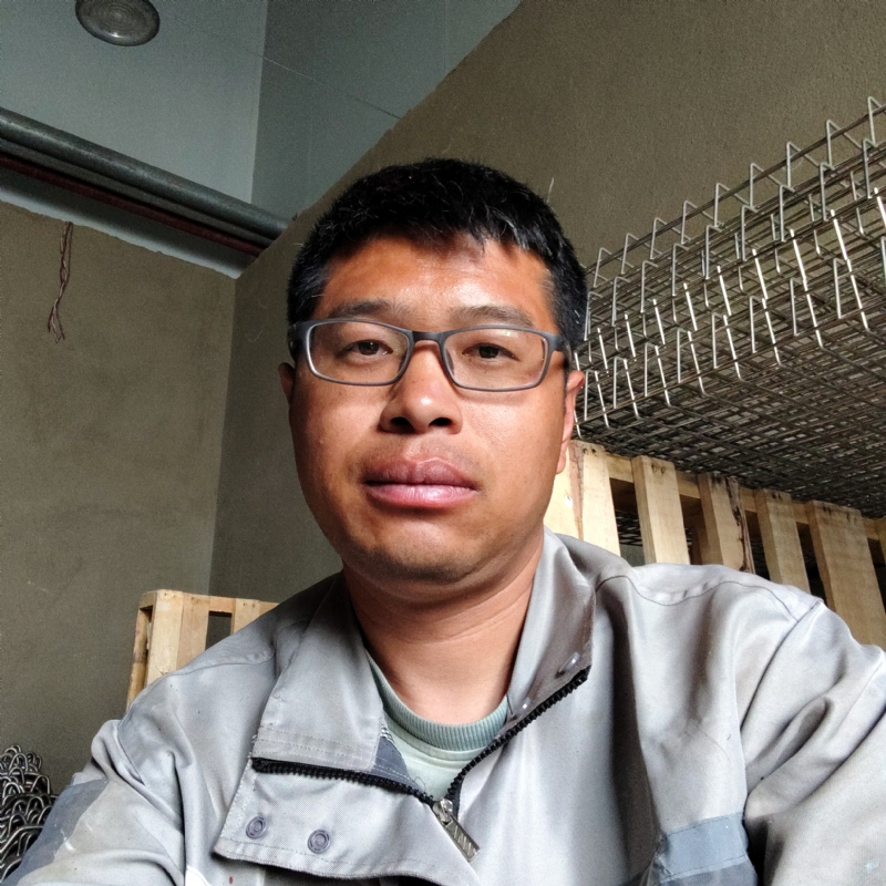 萤火的第一张照片--临沂相亲服务中心