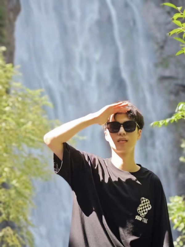 大橙子的第一张照片--临沂相亲服务中心