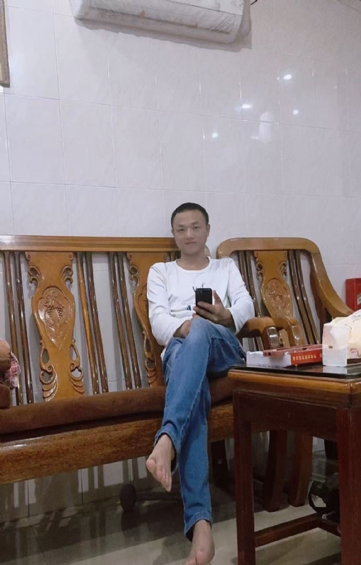 知年的第三张照片--临沂相亲服务中心