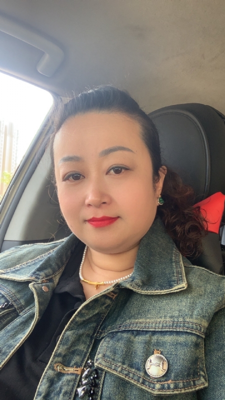 云中的蝶的第一张照片--临沂相亲服务中心