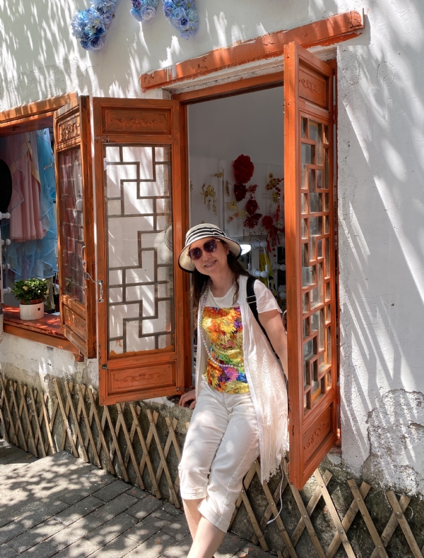 stella的第三张照片--临沂相亲服务中心