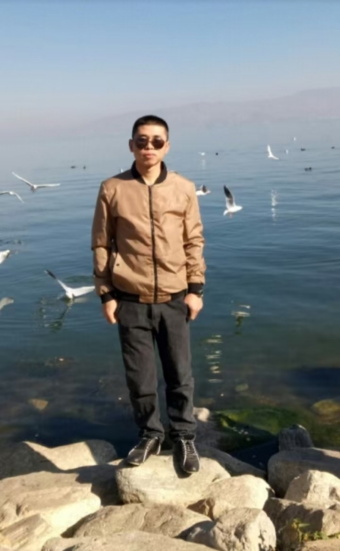 追光者的第一张照片--临沂相亲服务中心